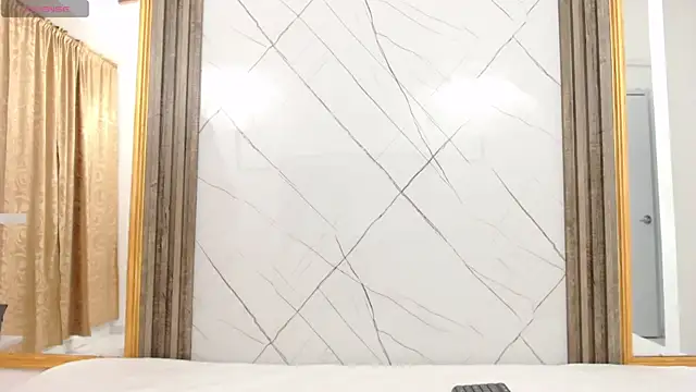 Snapshot of AmmyPike1 chatting on 03/06/25, 12:19 AmmyPike1 online show from 03/06/25, 12:19