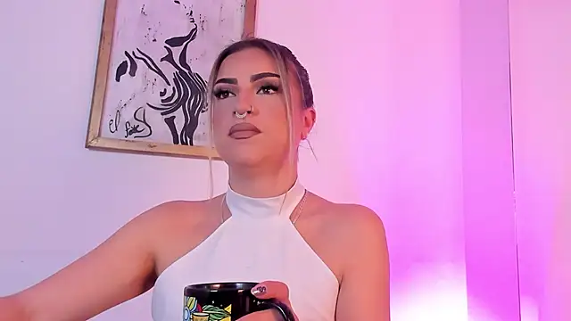 Snapshot of Valka_praskov chatting on 11/20/25, 01:00 Valka praskov online show from 11/20/25, 01:00