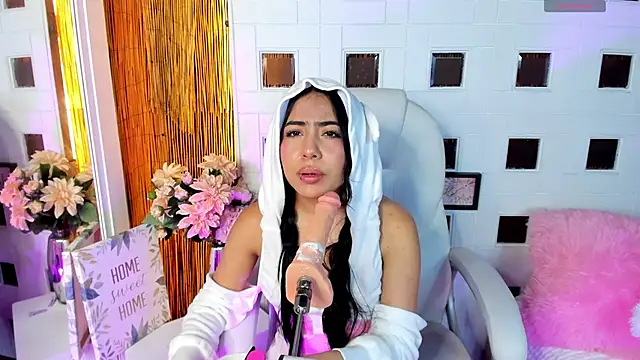 aniie west online show from 03/05/25, 03:18