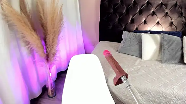 aniie west online show from 09/30/25, 01:49