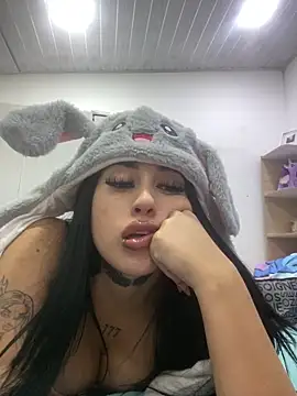 Snapshot of Girl_milk7 chatting on 03/19/25, 07:29 Girl milk7 online show from 03/19/25, 07:29