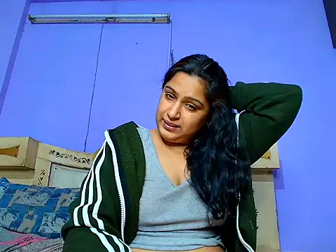 Snapshot of Sophia_James chatting on 01/26/25, 06:48 Sophia James online show from 01/26/25, 06:48