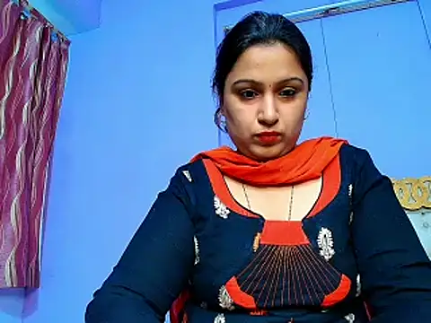 Snapshot of Sophia_James chatting on 02/06/25, 11:54 Sophia James online show from 02/06/25, 11:54