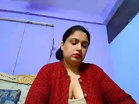 Snapshot of Sophia_James chatting on 03/11/25, 05:13 Sophia James online show from 03/11/25, 05:13