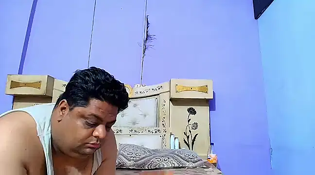 Snapshot of Sophia_James chatting on 03/19/25, 05:06 Sophia James online show from 03/19/25, 05:06