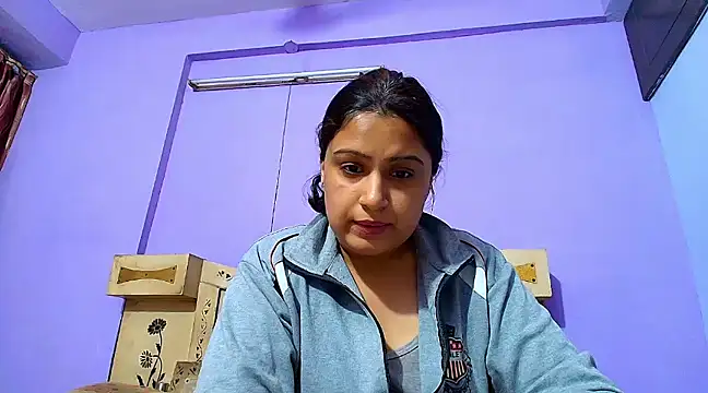 Snapshot of Sophia_James chatting on 03/21/25, 03:13 Sophia James online show from 03/21/25, 03:13