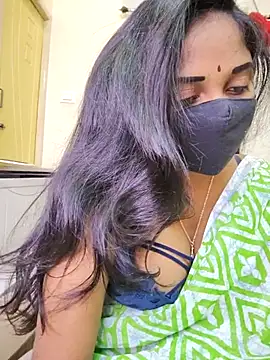 Snapshot of smiley_telugu chatting on 11/01/25, 04:31 smiley telugu online show from 11/01/25, 04:31