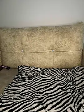 lovesgirl0 online show from 02/13/25, 10:02