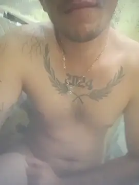 Snapshot of carlospiolinz chatting on 05/05/26, 12:13 carlospiolinz online show from 05/05/26, 12:13