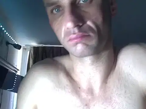 sexyhotstud12 online show from 02/06/25, 07:51