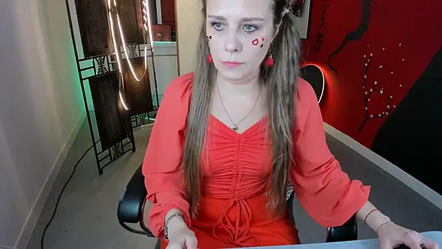 Snapshot of EmiliaBedy chatting on 02/14/25, 09:13 EmiliaBedy online show from 02/14/25, 09:13