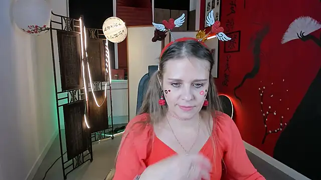 Snapshot of EmiliaBedy chatting on 02/14/25, 12:14 EmiliaBedy online show from 02/14/25, 12:14