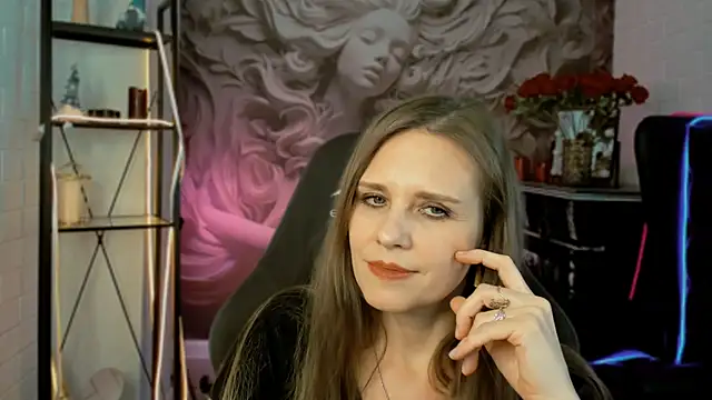 Snapshot of EmiliaBedy chatting on 02/17/25, 03:42 EmiliaBedy online show from 02/17/25, 03:42