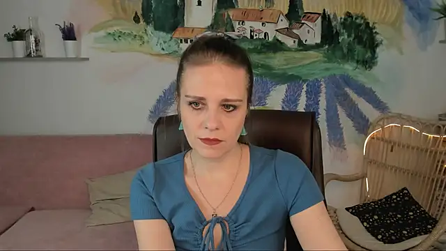 Snapshot of EmiliaBedy chatting on 02/22/25, 09:12 EmiliaBedy online show from 02/22/25, 09:12