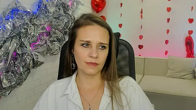 Snapshot of EmiliaBedy chatting on 02/26/25, 08:59 EmiliaBedy online show from 02/26/25, 08:59