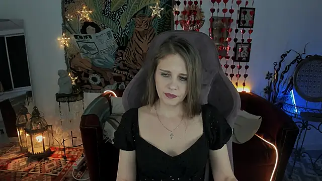 Snapshot of EmiliaBedy chatting on 02/27/25, 12:13 EmiliaBedy online show from 02/27/25, 12:13