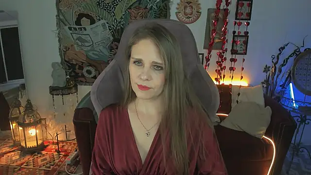 Snapshot of EmiliaBedy chatting on 03/03/25, 03:09 EmiliaBedy online show from 03/03/25, 03:09