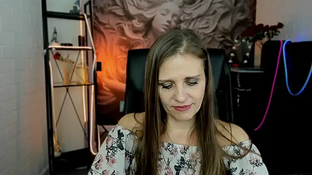 Snapshot of EmiliaBedy chatting on 03/14/25, 11:23 EmiliaBedy online show from 03/14/25, 11:23