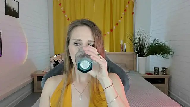 Snapshot of EmiliaBedy chatting on 03/15/25, 03:16 EmiliaBedy online show from 03/15/25, 03:16