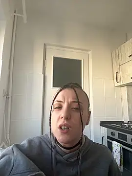 Snapshot of bunnythetailor chatting on 01/29/25, 12:13 bunnythetailor online show from 01/29/25, 12:13