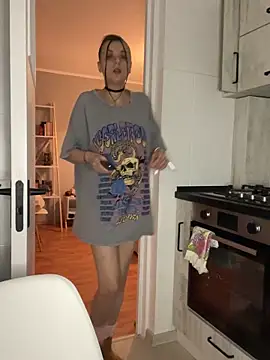 Snapshot of bunnythetailor chatting on 01/29/25, 09:17 bunnythetailor online show from 01/29/25, 09:17