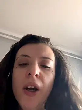 bunnythetailor online show from 11/21/25, 01:43