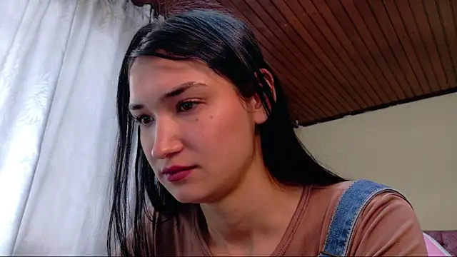 Sofii cutee online show from 12/17/25, 12:33