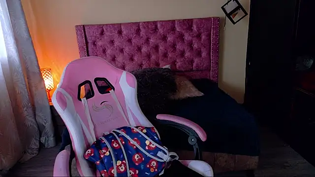 Sofii cutee online show from 12/19/25, 12:23