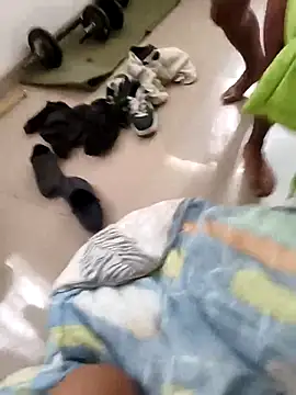 Nikki and Mayk online show from 10/17/25, 05:26