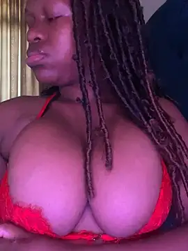 Boneca25 online show from 01/27/25, 04:20