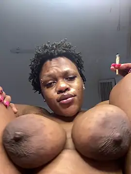 Boneca25 online show from 04/01/26, 01:41