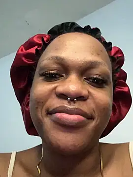 Snapshot of Boneca25 chatting on 05/01/26, 05:50 Boneca25 online show from 05/01/26, 05:50