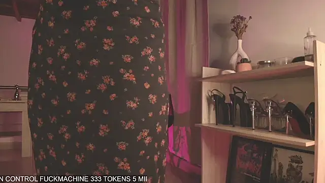 Mara Santoro online show from 03/22/25, 12:49