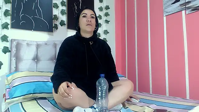 annyevans 1 online show from 02/20/25, 12:25