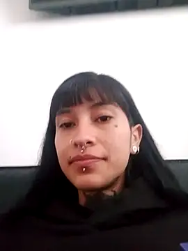 esmeralda06 online show from 12/04/25, 03:10