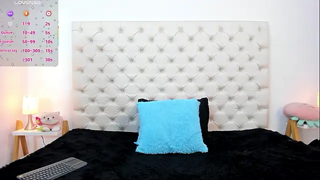 esmeralda06 online show from 02/12/26, 12:22