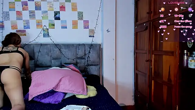 Isangel  online show from 03/26/26, 05:02