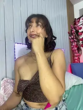 Snapshot of vicky__skinny_1 chatting on 02/27/25, 05:47 vicky  skinny 1 online show from 02/27/25, 05:47