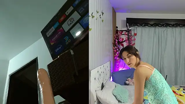 Snapshot of vicky__skinny_1 chatting on 03/02/25, 10:35 vicky  skinny 1 online show from 03/02/25, 10:35