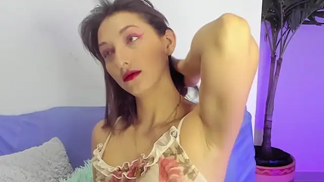 Snapshot of vicky__skinny_1 chatting on 03/09/25, 12:20 vicky  skinny 1 online show from 03/09/25, 12:20