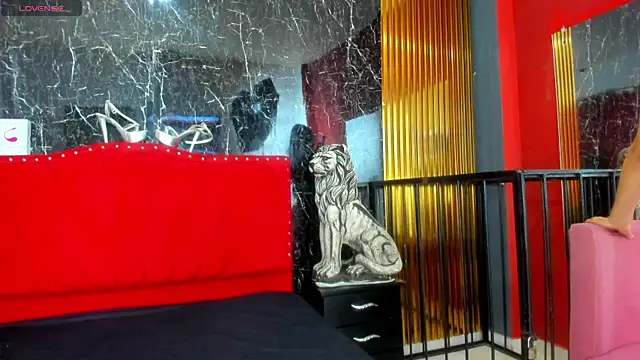  nicolesweet online show from 04/15/26, 07:58