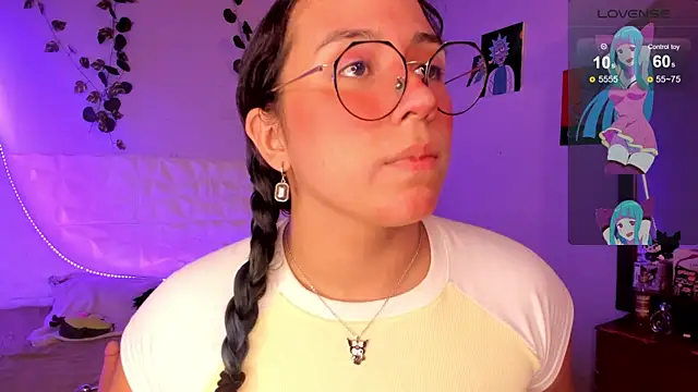 Snapshot of Ludovica6669 chatting on 03/13/25, 09:05 Ludovica6669 online show from 03/13/25, 09:05