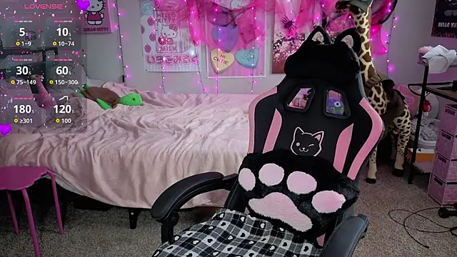 MissLoreleii online show from 02/25/26, 08:51