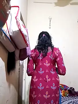 Snapshot of TeluguammayiMahi chatting on 02/24/25, 01:13 TeluguammayiMahi online show from 02/24/25, 01:13