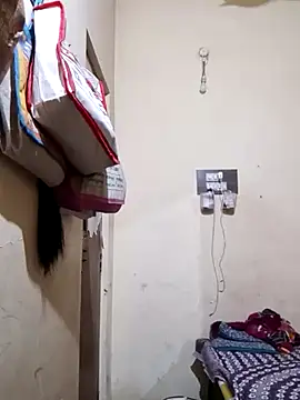 Snapshot of TeluguammayiMahi chatting on 02/25/25, 12:47 TeluguammayiMahi online show from 02/25/25, 12:47