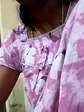 Snapshot of TeluguammayiMahi chatting on 03/07/25, 06:43 TeluguammayiMahi online show from 03/07/25, 06:43