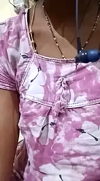 Snapshot of TeluguammayiMahi chatting on 03/14/25, 12:21 TeluguammayiMahi online show from 03/14/25, 12:21