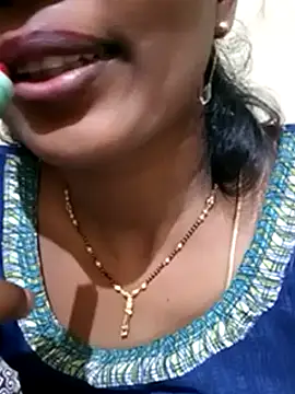 Snapshot of TeluguammayiMahi chatting on 03/18/25, 03:31 TeluguammayiMahi online show from 03/18/25, 03:31