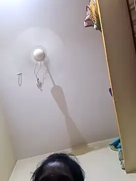 Snapshot of TeluguammayiMahi chatting on 03/19/25, 10:44 TeluguammayiMahi online show from 03/19/25, 10:44