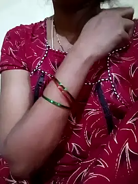 Snapshot of TeluguammayiMahi chatting on 10/03/25, 10:01 TeluguammayiMahi online show from 10/03/25, 10:01